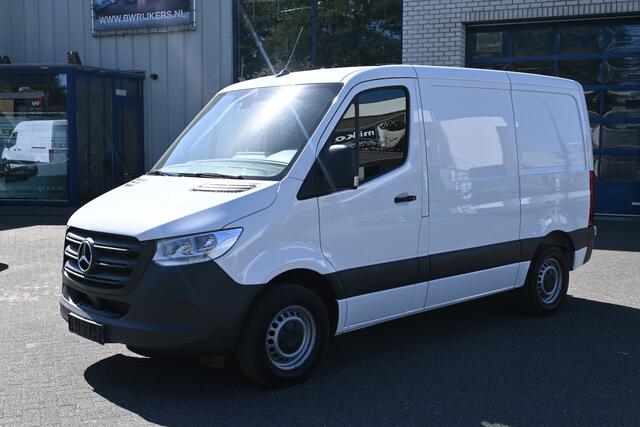 Mercedes-Benz 311 CDI Sprinter L1H1 RWD MBUX met navigatie, Trekhaak