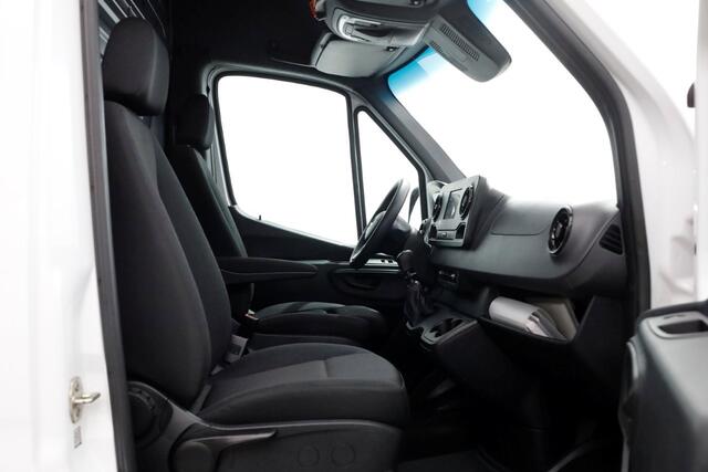 Mercedes-Benz 311 CDI Sprinter 115pk RWD L2H2 Airco Laadklep 500kg + Trekhaak 07-2020
