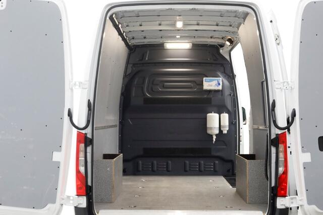 Mercedes-Benz 311 CDI Sprinter 115pk RWD L2H2 Airco Laadklep 500kg + Trekhaak 07-2020