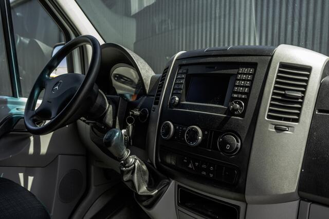 Mercedes-Benz 311 CDI Sprinter | L2H2 | Camera | Airco | Volledige Inrichting | Omvormer | Oprijplaat | Euro 6