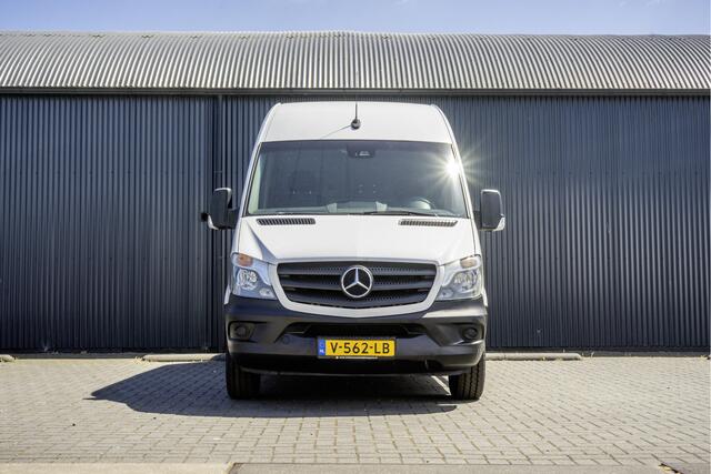 Mercedes-Benz 311 CDI Sprinter | L2H2 | Camera | Airco | Volledige Inrichting | Omvormer | Oprijplaat | Euro 6