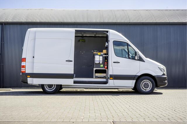 Mercedes-Benz 311 CDI Sprinter | L2H2 | Camera | Airco | Volledige Inrichting | Omvormer | Oprijplaat | Euro 6