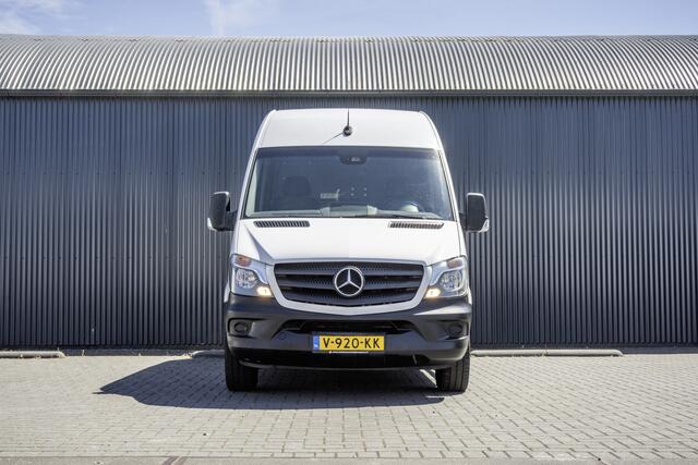 Mercedes-Benz 311 CDI Sprinter | L2H2 | Camera | Airco | Volledige Inrichting | Omvormer | Oprijplaat | Euro 6