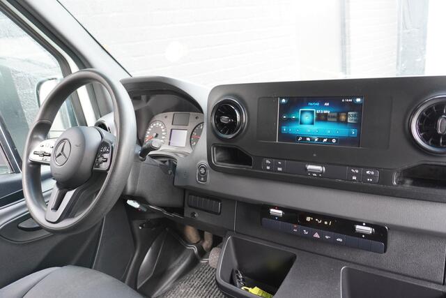 Mercedes-Benz 311 CDI Sprinter 2.2 L2H1 Automaat EURO 6 - A/C Climate - Navi - Cruise - Laadbrug - ¤ 16.900,- Excl.