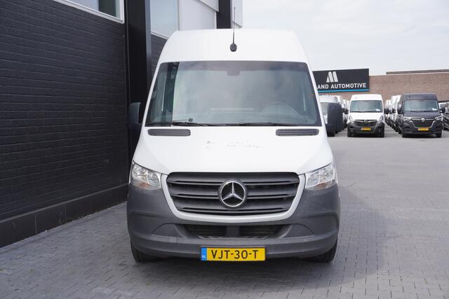 Mercedes-Benz 311 CDI Sprinter 2.2 L2H1 Automaat EURO 6 - A/C Climate - Navi - Cruise - Laadbrug - ¤ 16.900,- Excl.