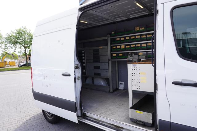 Mercedes-Benz 311 CDI Sprinter 2.2 L2H1 Automaat EURO 6 - A/C Climate - Navi - Cruise - Laadbrug - ¤ 16.900,- Excl.