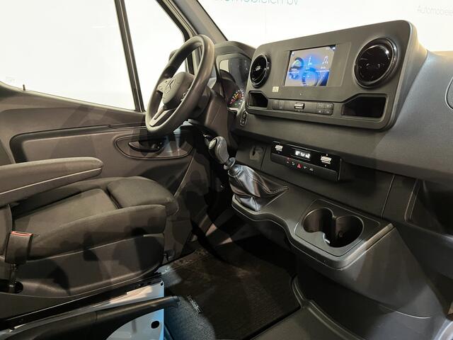 Mercedes-Benz 311 CDI Sprinter L2H2 RWD / Euro 6 / Servicebus / Bott inrichting / 220V / Airco / Oprijplaat / Compressor / CarPlay / Camera