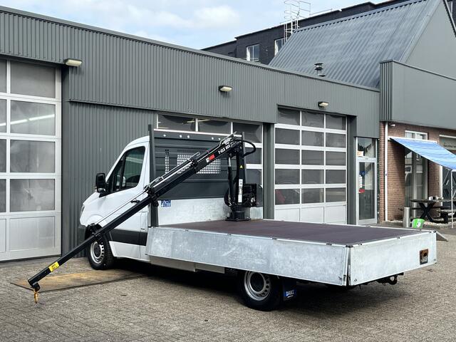 Mercedes-Benz 311 CDI Sprinter 2.2 366 Hiab 009 Laadkraan Airco Trekhaak 2000kg 3-Persoons Camera Ex gemeente Kraan Autolaadkraan Gereedschapskist Open laadbak Pick-up p-up Euro 6 ( EX gemeinde )
