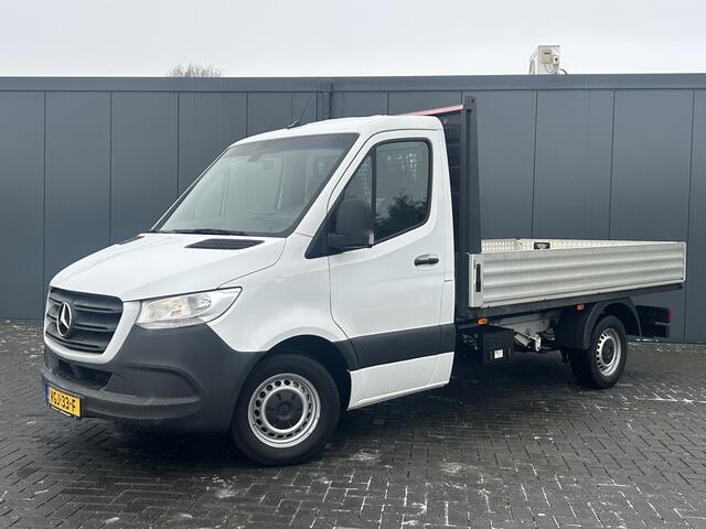 Mercedes-Benz 311 CDI Sprinter 3.5T AUTOMAAT / 22.128 KM !! / HIAB KRAAN T-CLX 013 / 1e EIG. / TREKHAAK / AIRCO / CRUISE / APPLE CARPLAY