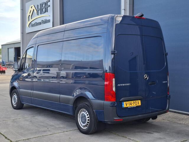 Mercedes-Benz 311 CDI Sprinter 2.2 L2H2 - WDB9106331P133346 poetsen en foto's maken