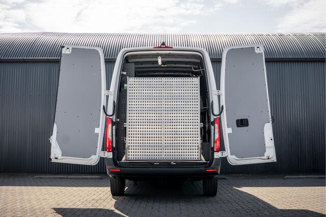 Mercedes-Benz 311 CDI Sprinter L2H2 | Volledig Ingericht | Mbux | Camera | Climatronic