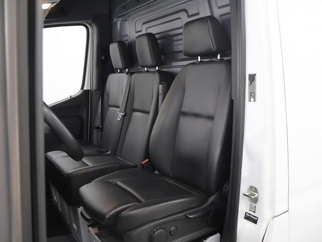 Mercedes-Benz 311 CDI Sprinter L2 H2 RWD