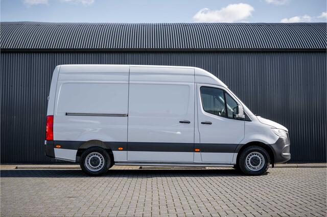 Mercedes-Benz 311 CDI Sprinter RWD L2H2 | Volledig Ingericht | Mbux | Camera | Climatronic