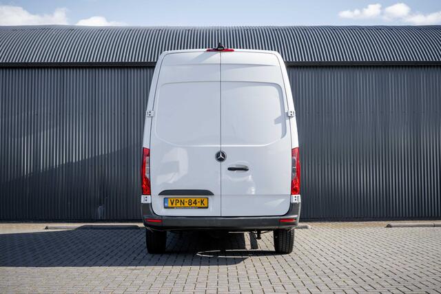 Mercedes-Benz 311 CDI Sprinter RWD L2H2 | Volledig Ingericht | Mbux | Camera | Climatronic