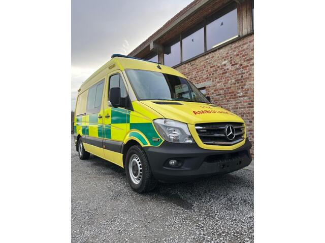 Mercedes-Benz 316 CDI Diesel L2H2 Ambulance