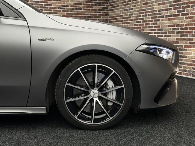 Mercedes-Benz A-KLASSE AMG 35 4MATIC | Memory| Dak| Sfeer verlichting| Head-Up|