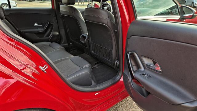 Mercedes-Benz A-KLASSE 200 Advantage AMG-Line
