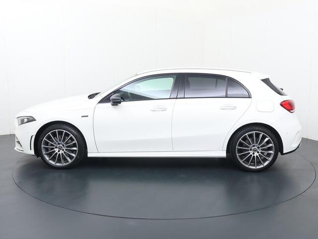 Mercedes-Benz A-KLASSE 250 e Premium Plus