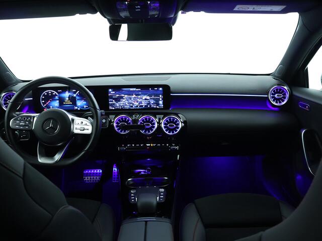 Mercedes-Benz A-KLASSE 250 e Premium Plus Inclusief 24 maanden MB Certified garantie voor Europa.
