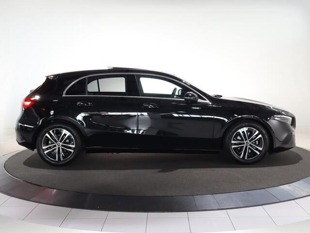 Mercedes-Benz A-KLASSE 180 Star Edition Luxury Line | Panoramadak | Nieuwe auto met kenteken