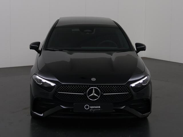 Mercedes-Benz A-KLASSE 180 Business Solution AMG 180 Business Solution AMG Mercedes-Benz A 180 Business Solution AMG
