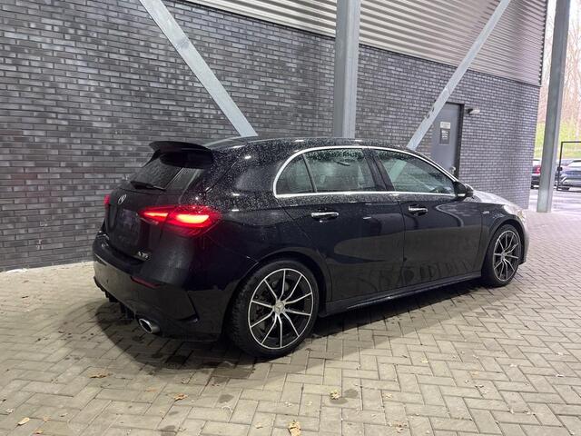 Mercedes-Benz A-KLASSE AMG 35 4MATIC | ACC | Stoelverwarming | Camera | 18 Inch AMG | 13dkm!
