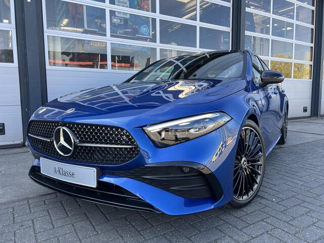 Mercedes-Benz A-KLASSE Limousine 180 Star Edition AMG LIMITED | Bruin Interieur | Night Pakket | Panoramadak | MULTIBEAM LED Koplampen | Apple CarPlay | Android Auto | Sierdelen Lindehout Zwart | Sfeerverlichting | Stoelverwarming | Achteruitrijcamera