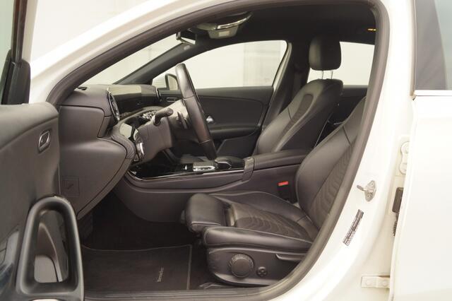 Mercedes-Benz A-KLASSE 180d Automaat Business Solution Limited -LED-ECC-NAVI-