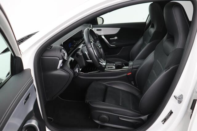 Mercedes-Benz A-KLASSE 250 e Premium Plus | AMG | Pano.Dak | LED | Navigatie | Camera