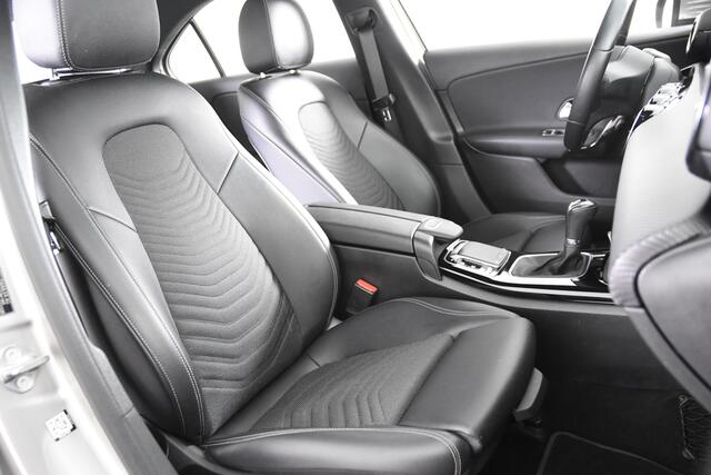 Mercedes-Benz A-KLASSE 200 Business Solution *1ste Eigenaar*Leer*Navigatie*