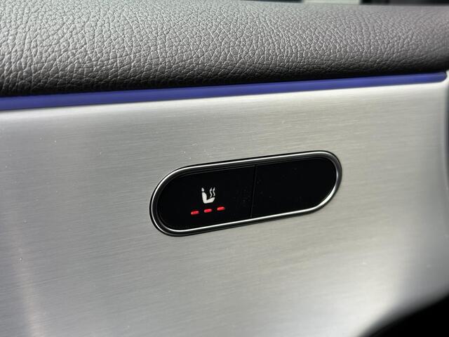 Mercedes-Benz A-KLASSE 250 e AMG Line | Night Pakket | Apple CarPlay | Android Auto | Sierdelen Aluminium | Sfeerverlichting | Stoelverwarming | Achteruitrijcamera | Parkeersensoren | Elektrisch Inklapbare Buitenspiegels
