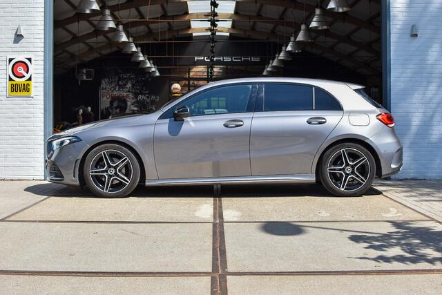 Mercedes-Benz A-KLASSE 180 Business Solution AMG *LED | Sfeerverlichting | Alcantara | Camera | Stoelverwarming*