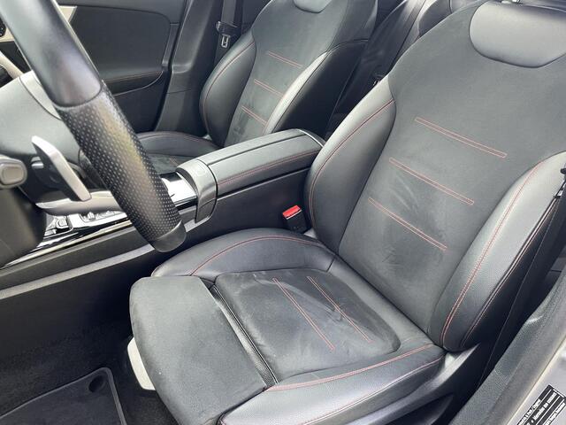 Mercedes-Benz A-KLASSE 250 e Business Solution AMG Limited