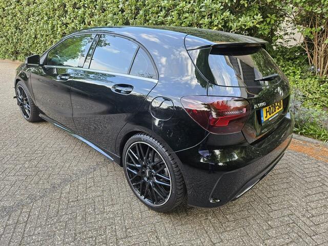 Mercedes-Benz A-KLASSE 180 AMG LINE PEAK EDITION Apple Carplay/Android Auto