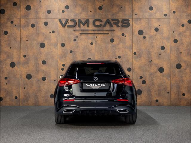 Mercedes-Benz A-KLASSE 250e AMG Line | Nightpakket | Achteruitrijcamera | KEYLESS-GO | Ambient Lighting |