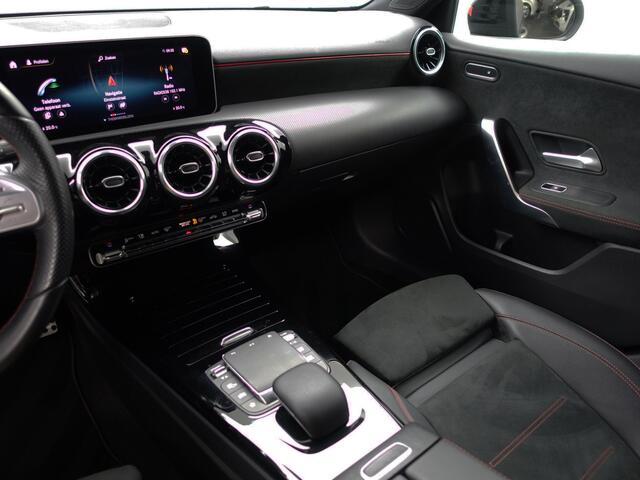 Mercedes-Benz A-KLASSE AMG Street Style Edition Aut- Panoramadak, Aero Package, Xenon Led, Alcantara Sport Interieur