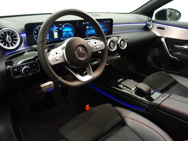 Mercedes-Benz A-KLASSE 200 Amg Edition 1 Aut- Panodak, Leder, Vossen LMV, Gruma Exclusiv 1 of 20
