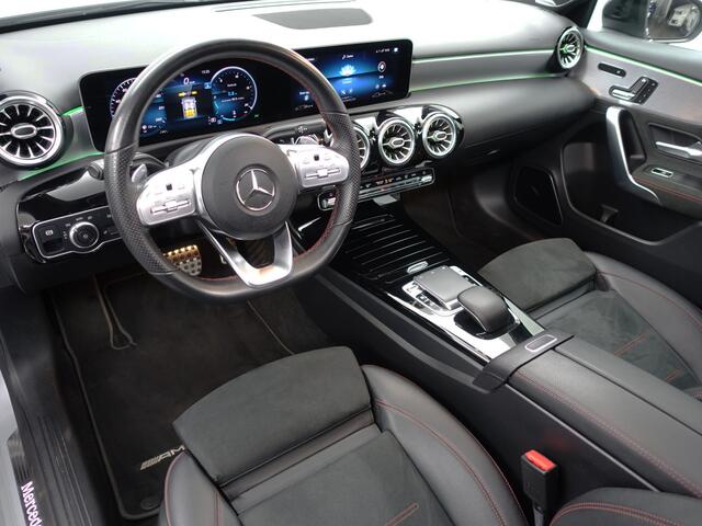 Mercedes-Benz A-KLASSE 220 AMG Night Edition Aut- Burmester Audio, Memory Seats, 360 Camera, Panodak, Sfeerverlichting, Xenon Led