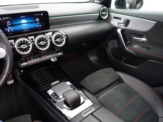 Mercedes-Benz A-KLASSE 220 AMG Night Edition Aut- Burmester Audio, Memory Seats, 360 Camera, Panodak, Sfeerverlichting, Xenon Led