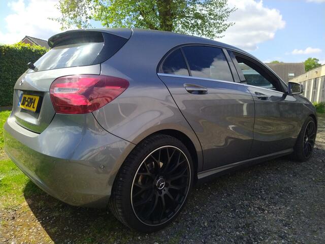Mercedes-Benz A-KLASSE 180 d Lease Ed.