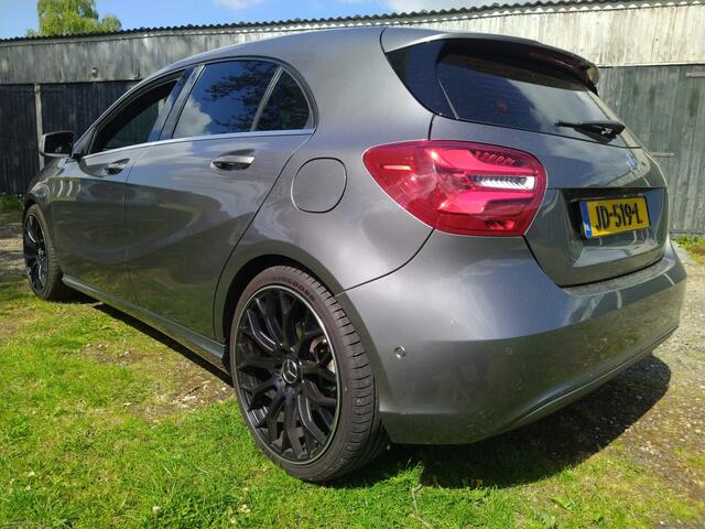 Mercedes-Benz A-KLASSE 180 d Lease Ed.