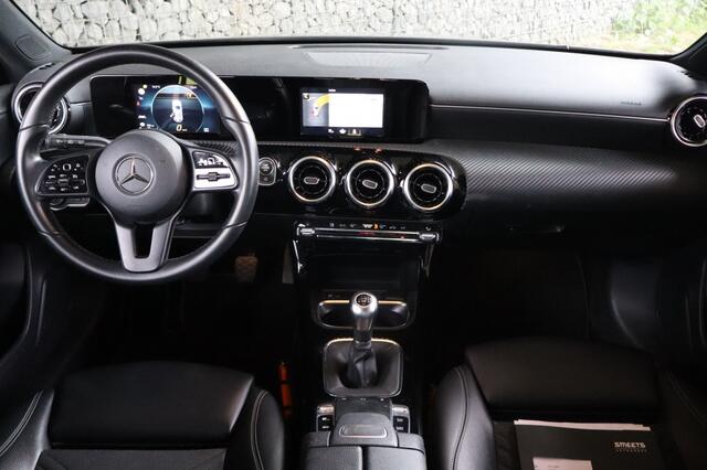 Mercedes-Benz A-KLASSE 160 | Geen import | Camera | Stoelverwarming | Comf. Stoelen