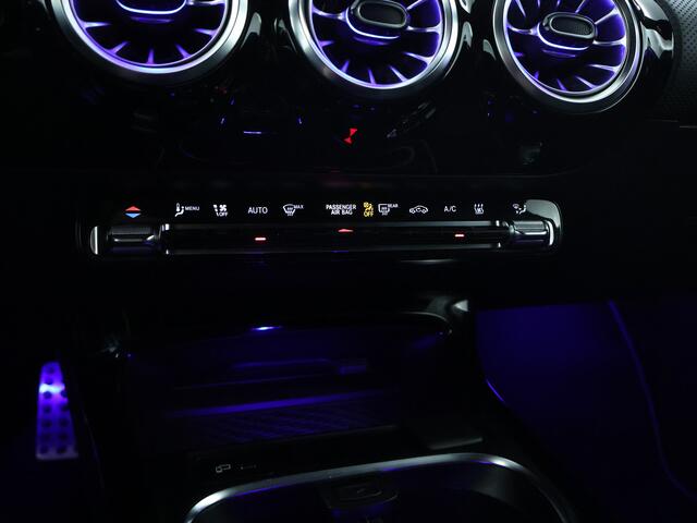 Mercedes-Benz A-KLASSE 250 e AMG Plug-In Hybride | Sfeerverlichting | Nightpakket | Apple Carplay | MBUX augmented reality | Inclusief 24 maanden MB Certified garantie voor Europa.