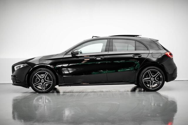 Mercedes-Benz A-KLASSE 250 e AMG Line |Pano|Ambient|Camera