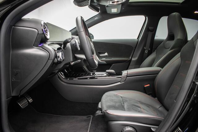 Mercedes-Benz A-KLASSE 250 e AMG Line |Pano|Ambient|Camera