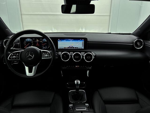 Mercedes-Benz A-KLASSE 160 Advantage | Lichtmetalen velgen | Navigatie | Parking support | Inclusief 24 maanden MB Certified garantie voor Europa.
