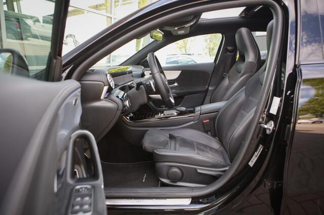 Mercedes-Benz A-KLASSE 250e AMG | Panoramadak | Sfeerverlichting |
