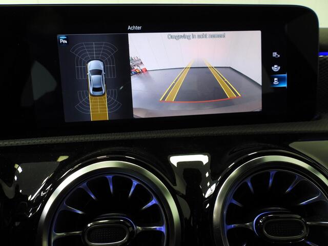 Mercedes-Benz A-KLASSE A200 Aut. Luxury NAVI/LEER/SFEER/LED/17"LMV!
