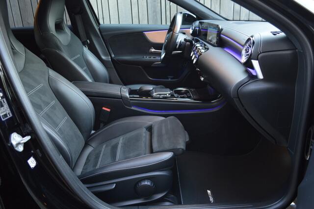 Mercedes-Benz A-KLASSE 250 e AMG Led Panorama Widescreen Sfeer Camera Night Augmented Pdc