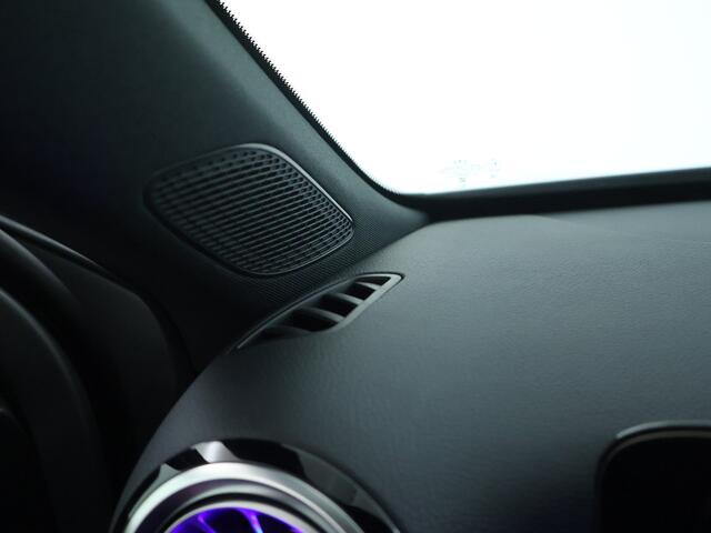 Mercedes-Benz A-KLASSE 180 Business Solution AMG | Nightpakket | Parkeerpakket met 360°-camera | AMG Line Plus pakket | KEYLESS GO | | Dodehoekassistent | Head-up display | Extra USB-poorten | Verwarmde stoelen vooraan |